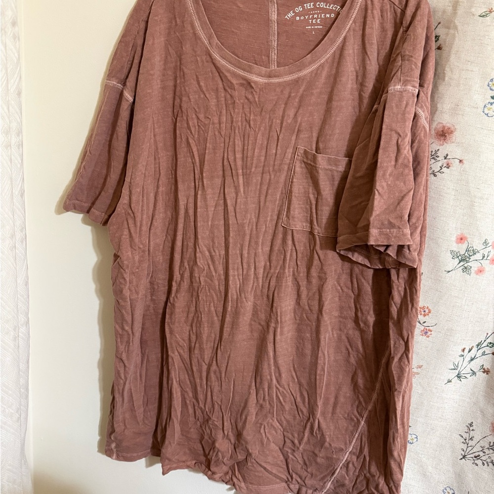American Eagle Outfitters Mauve/Pink Short Sleeve Pocket Tee